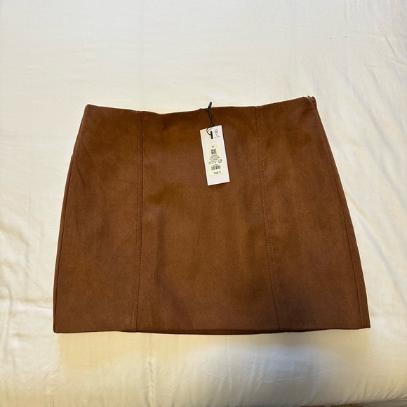Brown mini skirt - Picture 1 of 1